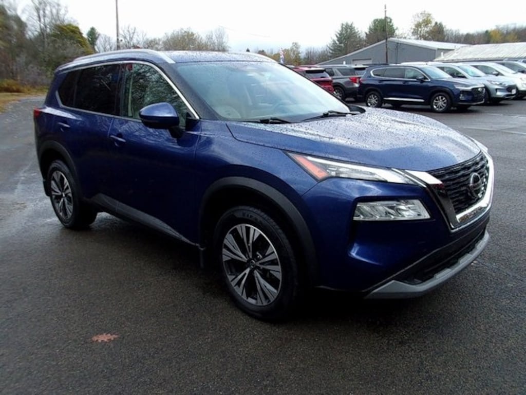 Used 2021 Nissan Rogue SV SUV