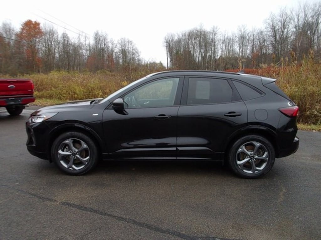Used 2023 Ford Escape ST-Line SUV