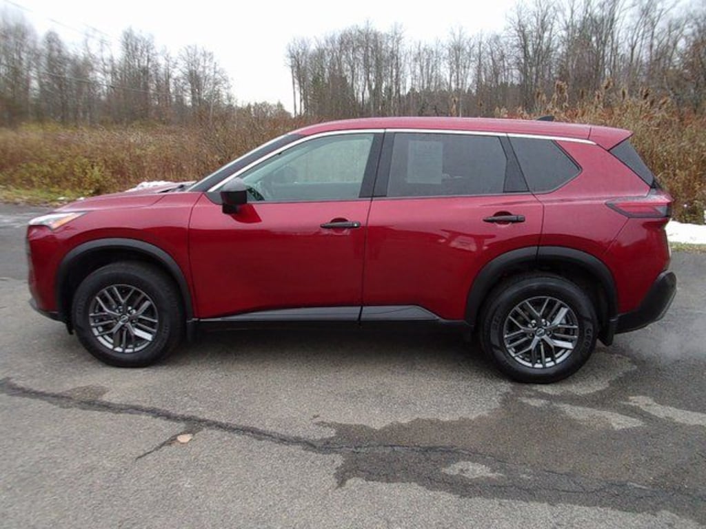 Used 2023 Nissan Rogue S SUV