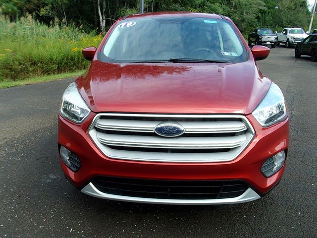 Used 2019 Ford Escape SE with VIN 1FMCU9GD9KUB51926 for sale in Corry, PA