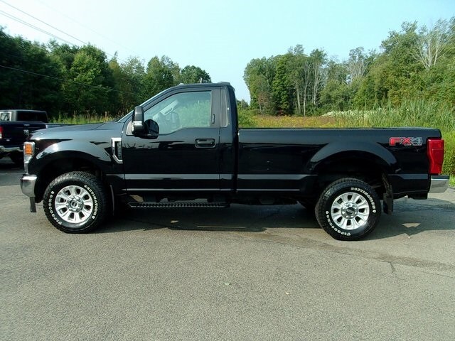 2020 Ford F-350 XLT photo 4