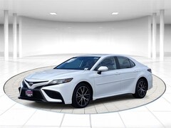 2024 Toyota Camry SE Sedan