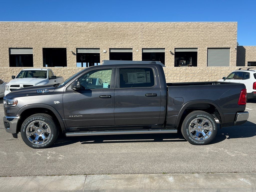 New 2026 Ram 1500 BIG HORN CREW CAB 4X4 5'7 BOX Pickup