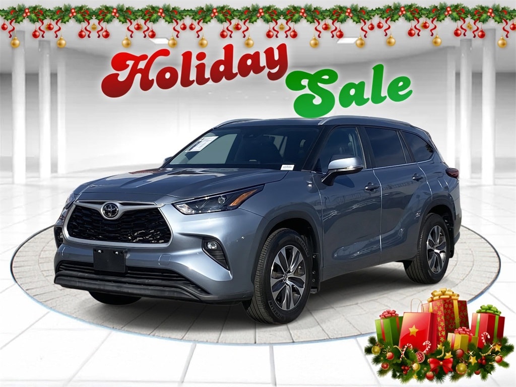 2023 Toyota Highlander XLE's photo
