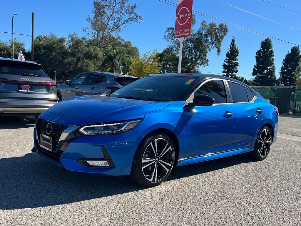 2023 Nissan Sentra SR photo 2