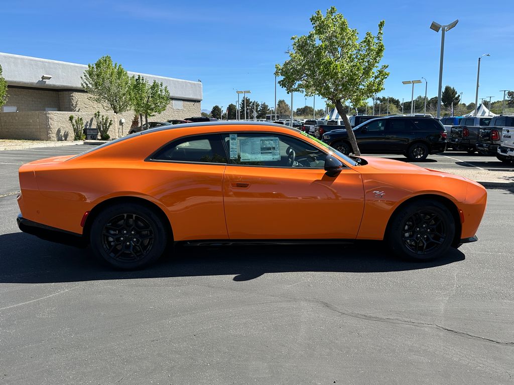2025 Dodge Charger Daytona R/T - Photo 9