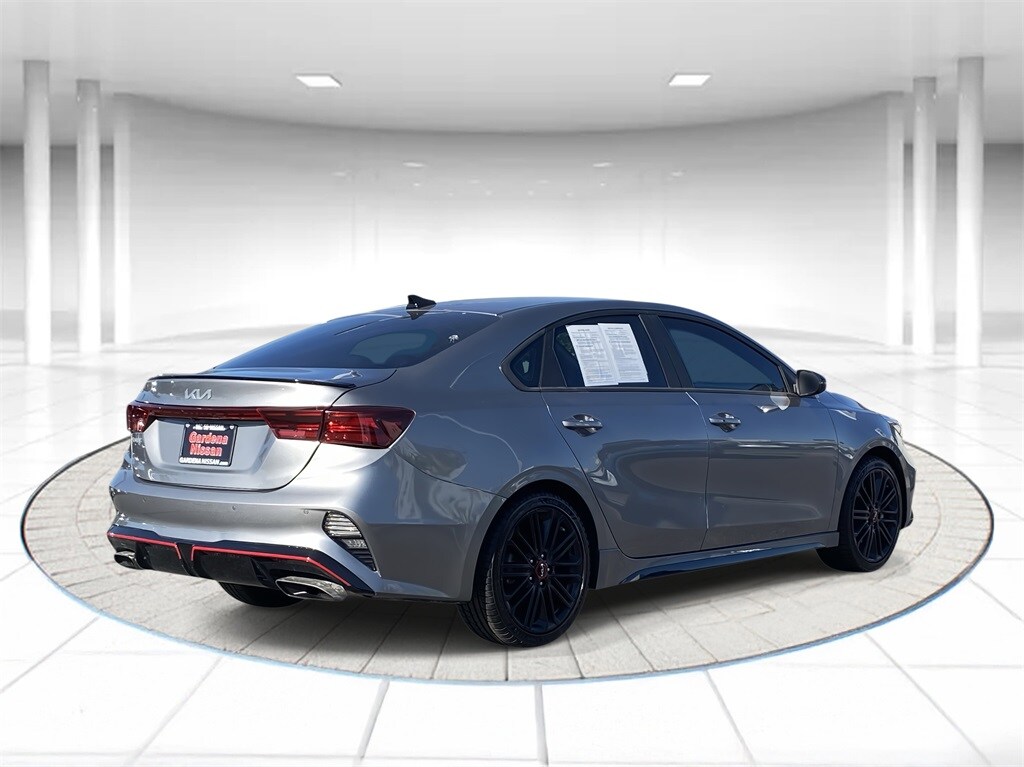 2023 Kia Forte GT photo 4