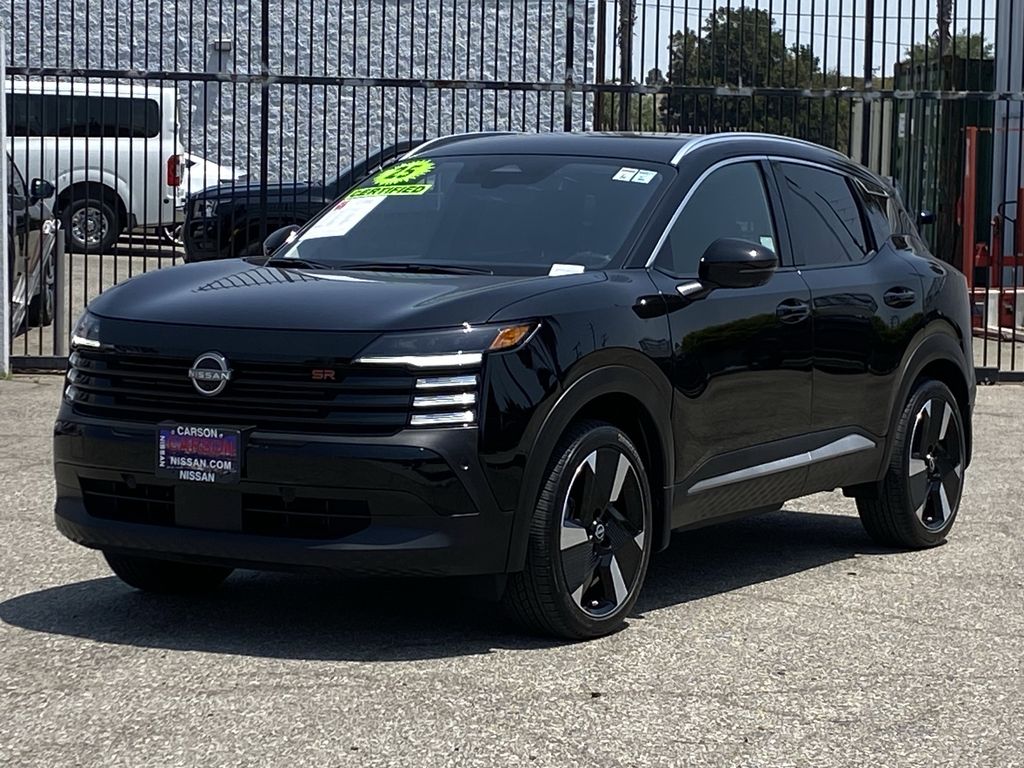 2025 Nissan Kicks 2.0 SR AWD's photo