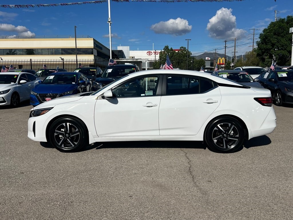 2025 Nissan Sentra SV photo 3