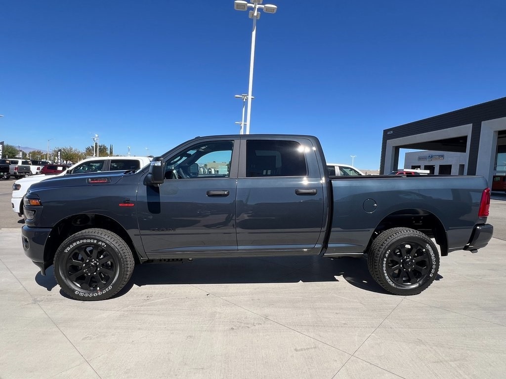 New 2026 Ram 2500 BIG HORN CREW CAB 4X4 6'4 BOX Pickup