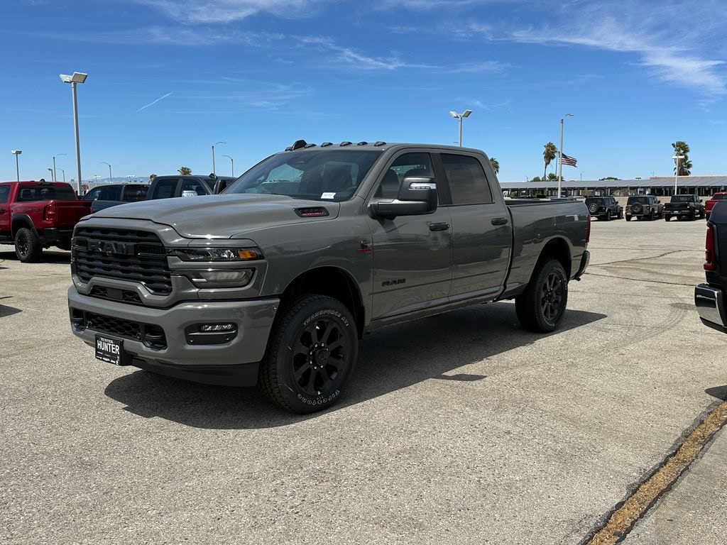 New 2026 Ram 3500 BIG HORN CREW CAB 4X4 6'4 BOX Pickup