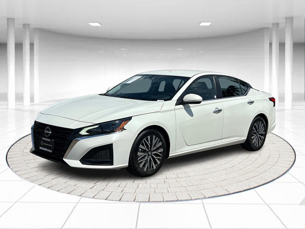 2023 Nissan Altima SV
