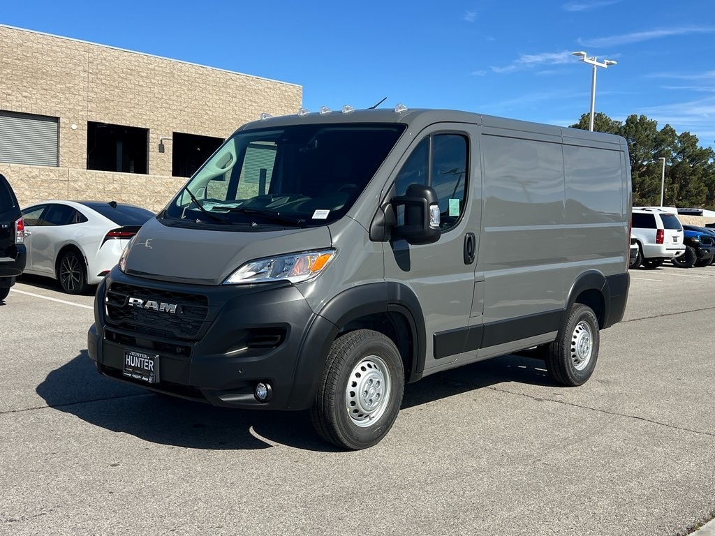 New 2026 Ram ProMaster PROMASTER 1500 TRADESMAN CARGO VAN LOW ROOF 118' W Cargo Van