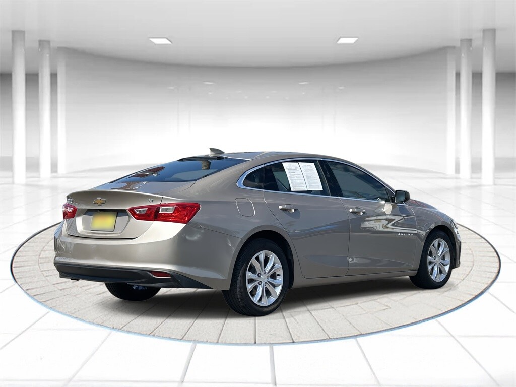 2023 Chevrolet Malibu 1LT photo 4