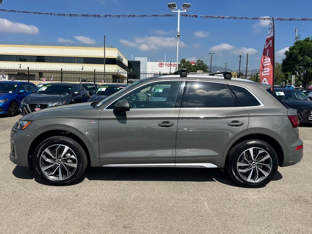 2023 Audi Q5 45 S line Premium photo 3