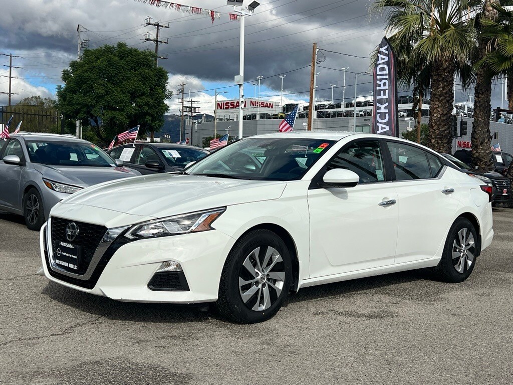 2021 Nissan Altima 2.5 S photo 2