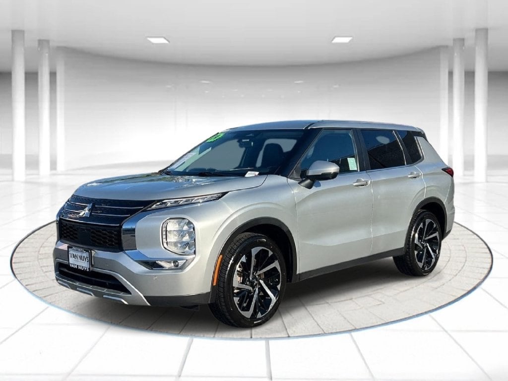 2024 Mitsubishi Outlander