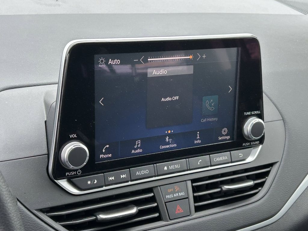 2025 Nissan Altima S - Photo 19