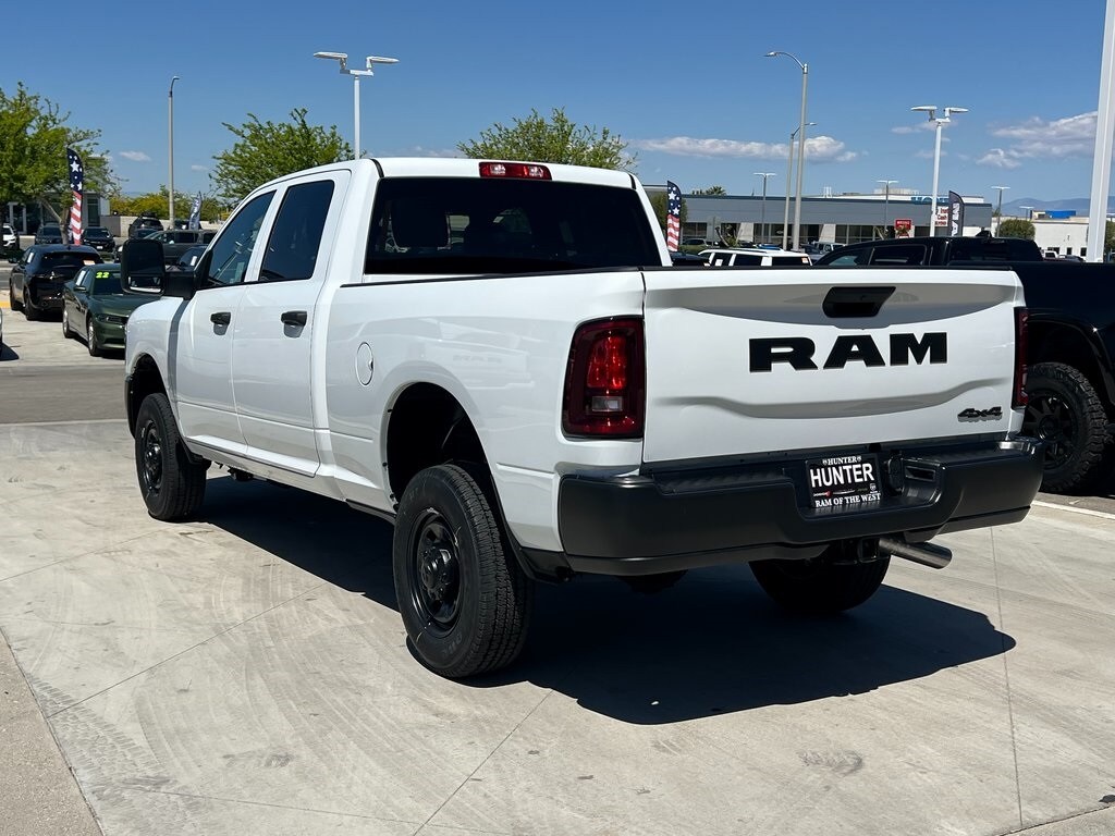 2025 Ram 2500 Tradesman photo 4