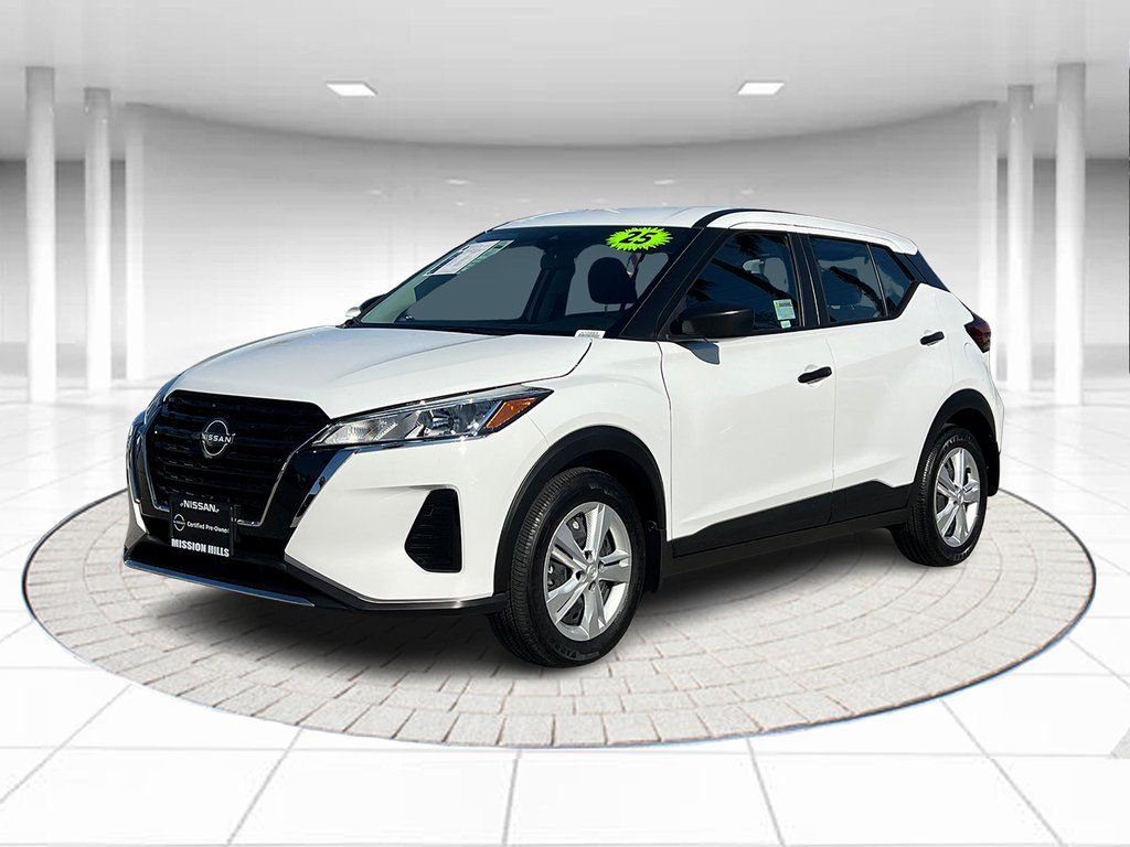 2025 Nissan Kicks Play 1.6 FWD's photo