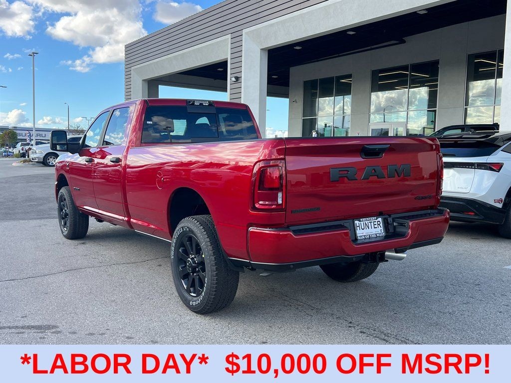 New 2026 Ram 3500 BIG HORN CREW CAB 4X4 8' BOX Pickup