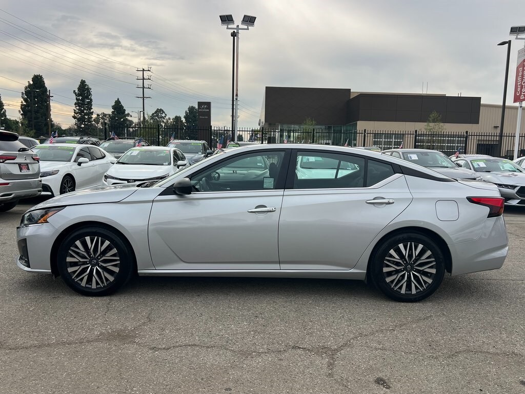 2024 Nissan Altima 2.5 SV photo 3