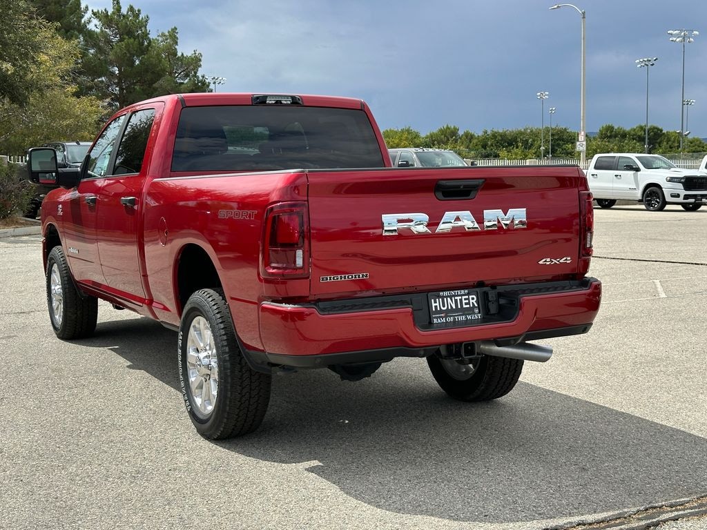 New 2026 Ram 2500 BIG HORN CREW CAB 4X4 6'4 BOX Pickup