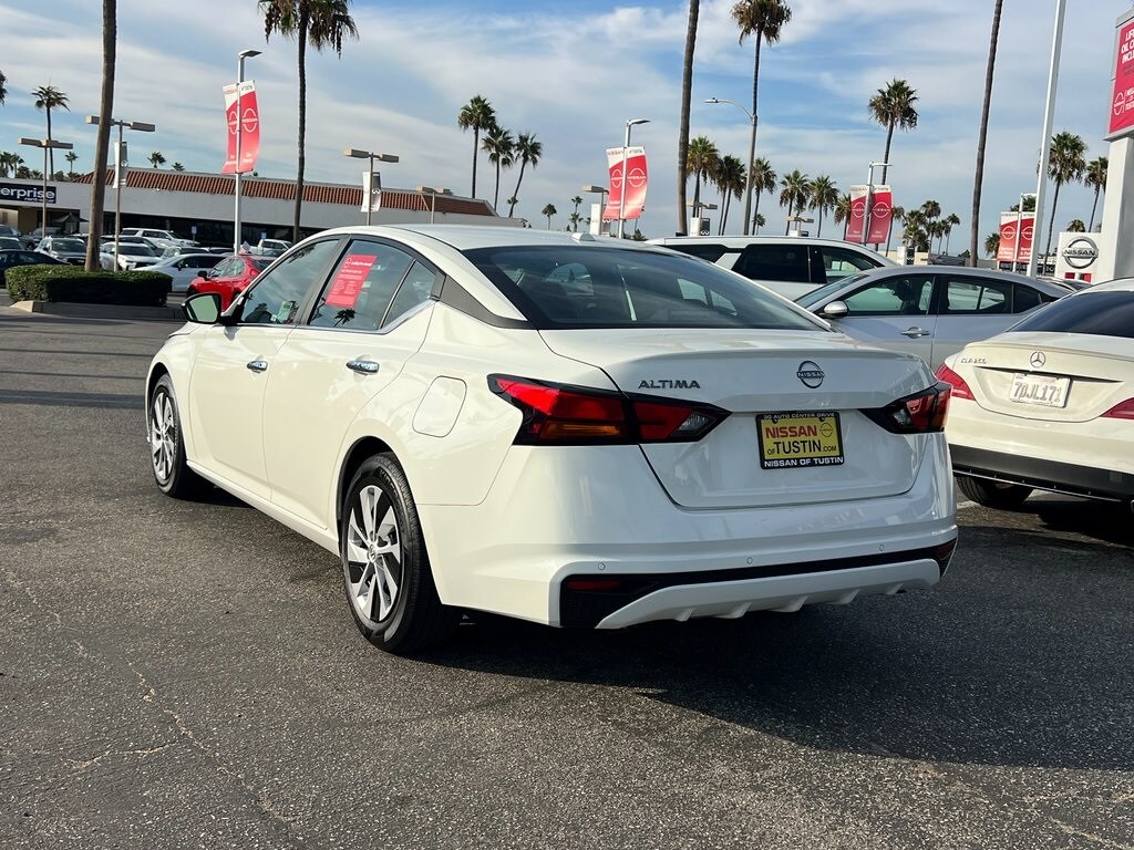 2025 Nissan Altima 2.5 S photo 4