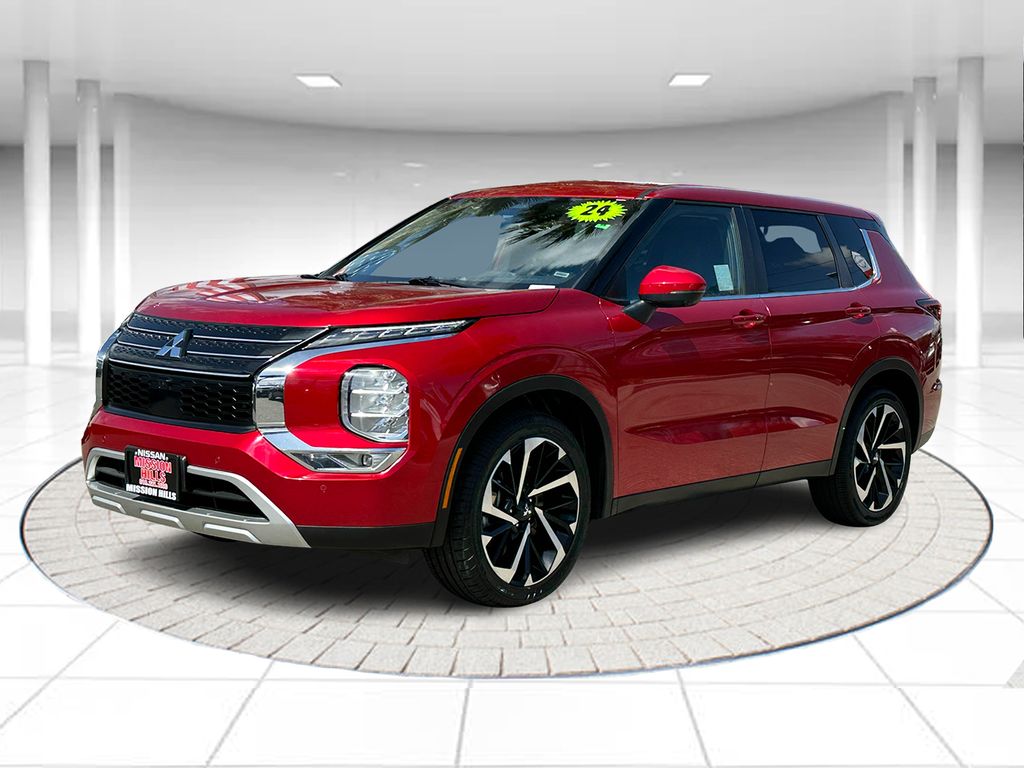 2024 Mitsubishi Outlander SE Black Edition 2WD's photo