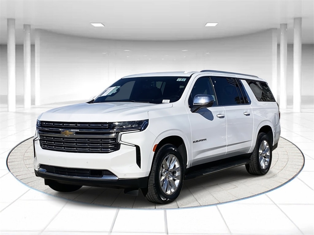 2023 Chevrolet Suburban Premier's photo