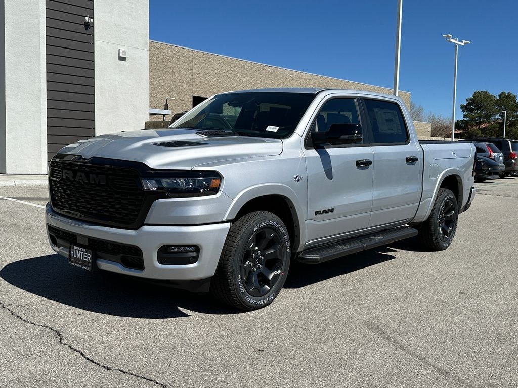 New 2026 Ram 1500 BIG HORN CREW CAB 4X4 5'7 BOX Pickup