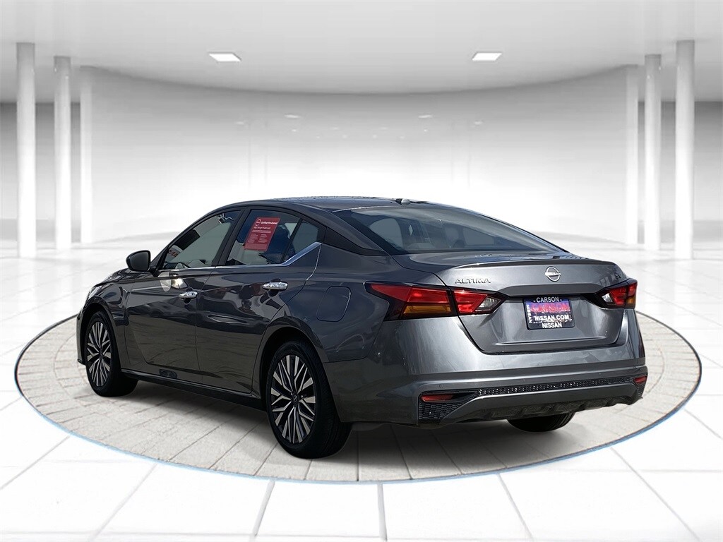 2024 Nissan Altima 2.5 SV photo 2