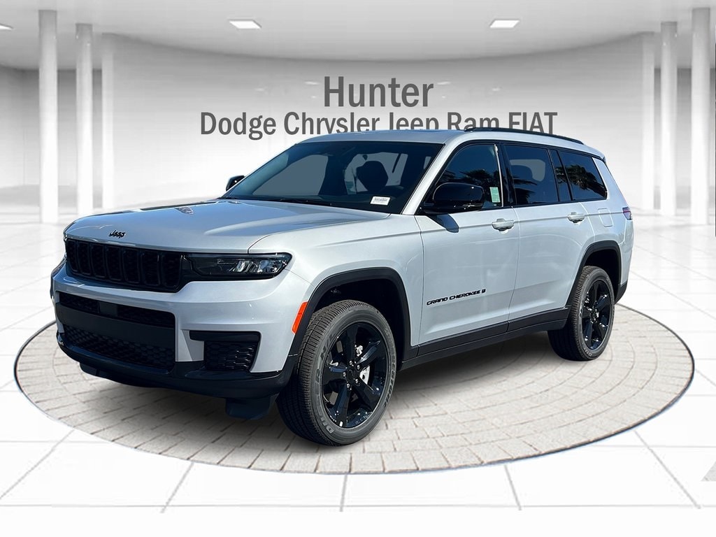 New 2025 Jeep Grand Cherokee L ALTITUDE X 4X4 Sport Utility