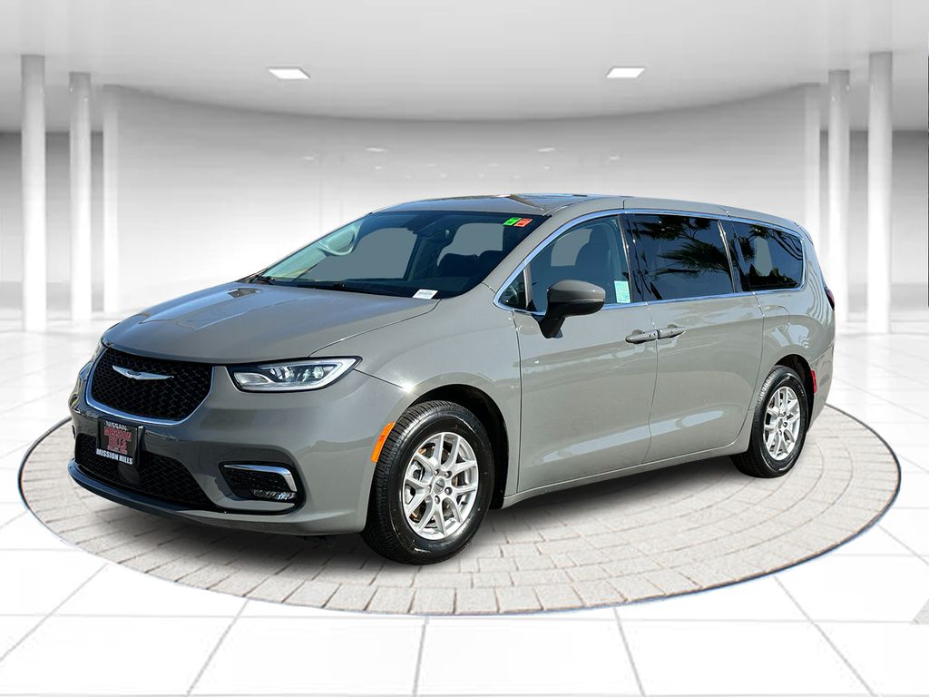 2023 Chrysler Pacifica
