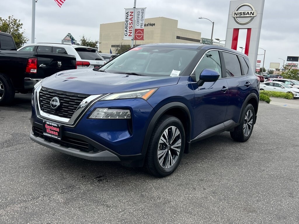 2023 Nissan Rogue SV photo 2