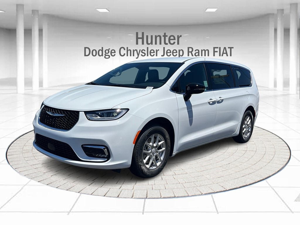 2025 Chrysler Pacifica Passenger Van 