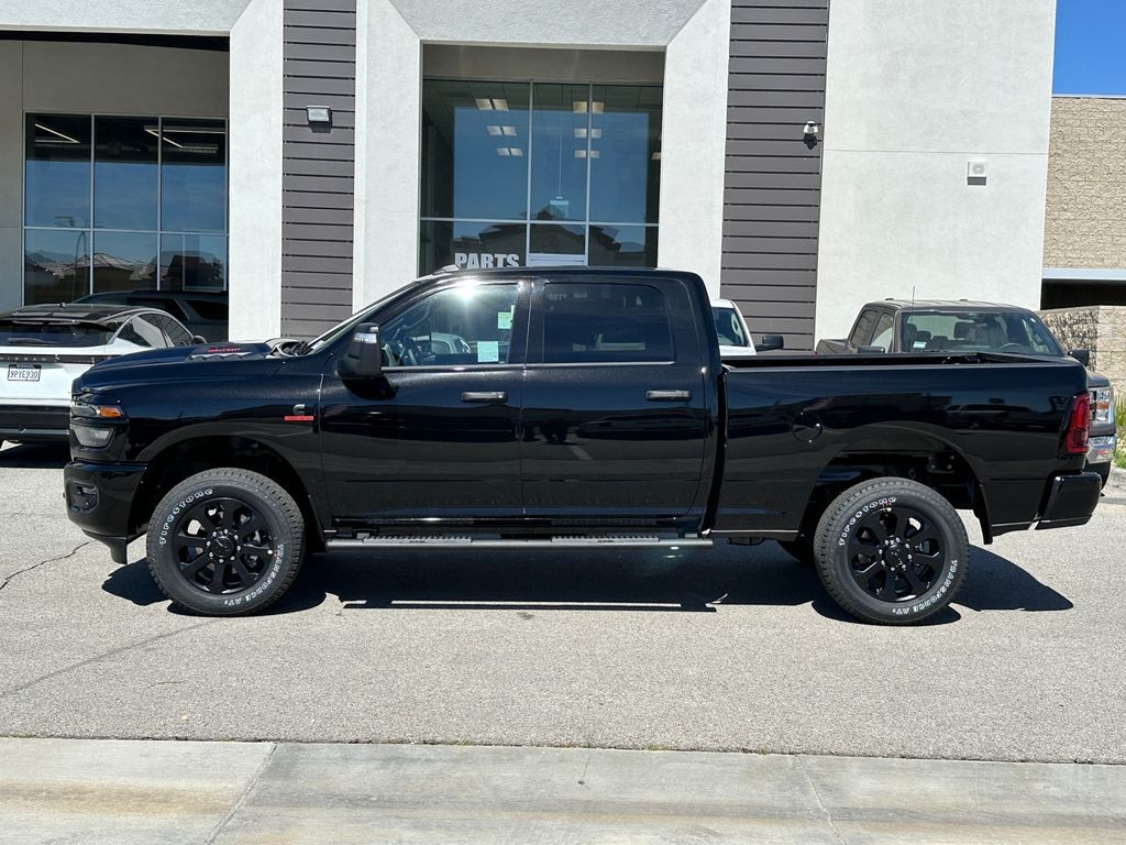 New 2026 Ram 2500 BLACK EXPRESS CREW CAB 4X4 6'4 BOX Pickup
