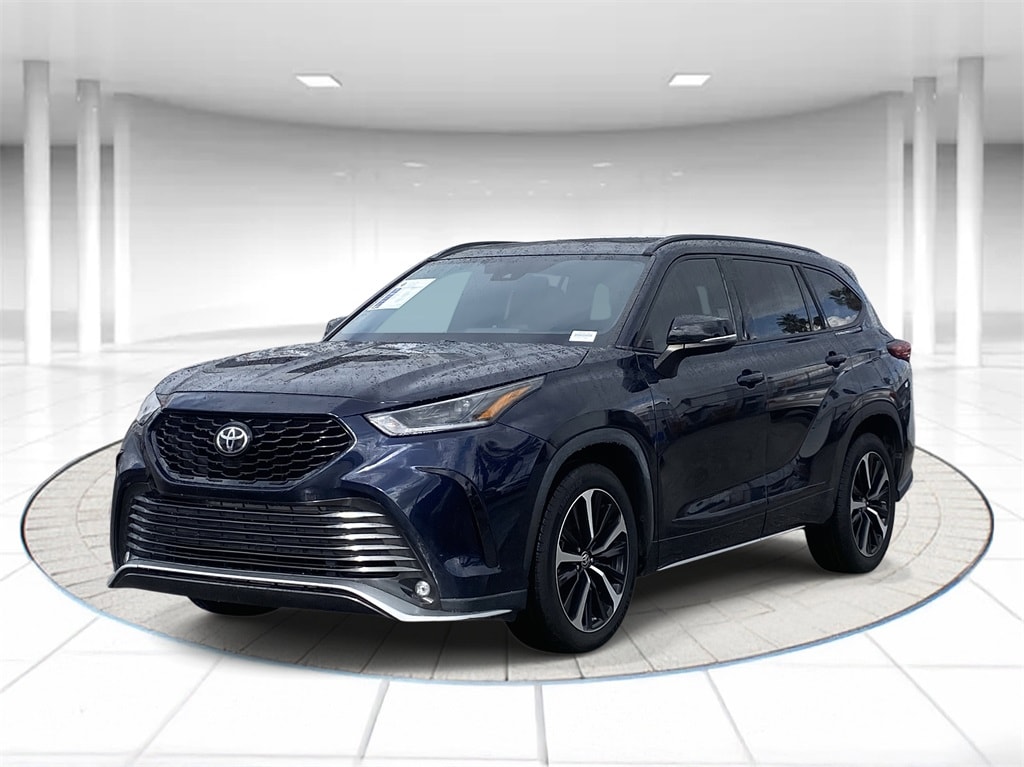 2021 Toyota Highlander XSE's photo