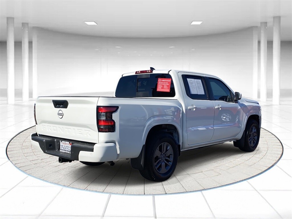 2025 Nissan Frontier SV photo 4