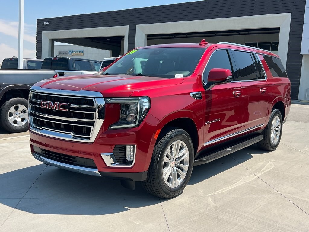 2024 Gmc Yukon XL SLT photo 2