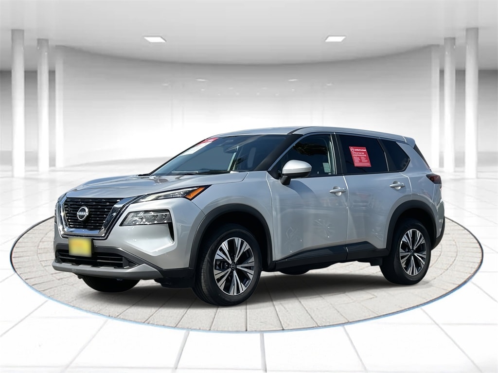 2023 Nissan Rogue SV's photo