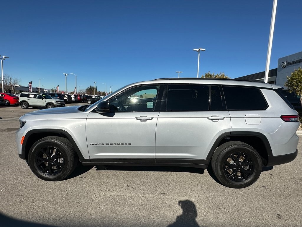 Certified 2024 Jeep Grand Cherokee L Altitude SUV
