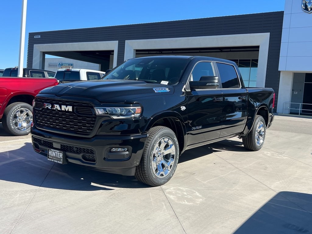 New 2026 Ram 1500 BIG HORN CREW CAB 4X4 5'7 BOX Pickup