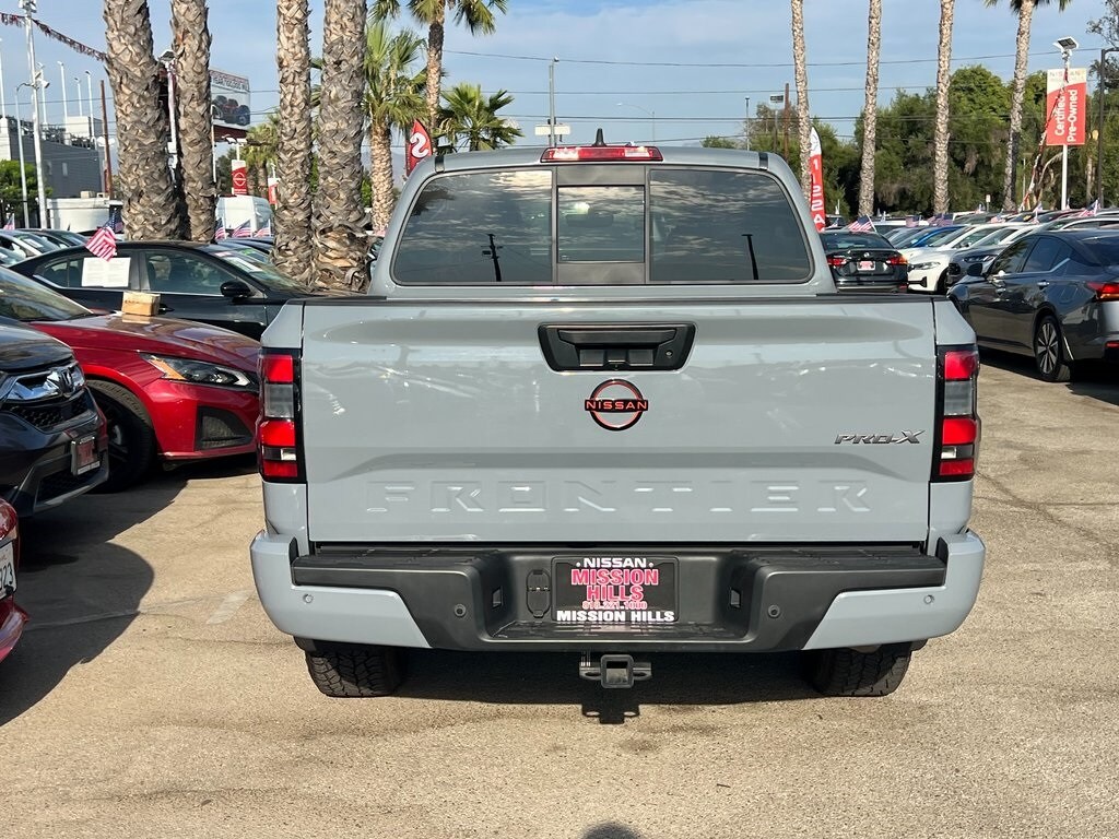 2022 Nissan Frontier PRO-X photo 4