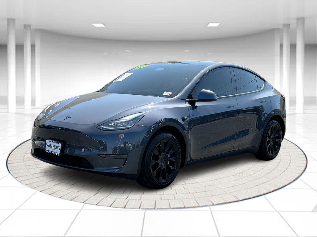 2020 Tesla Model Y Long Range Dual Motor All-Wheel Drive's photo