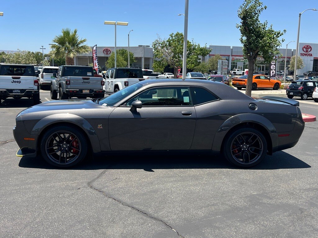 2020 Dodge Challenger R/T Scat Pack Widebody photo 3