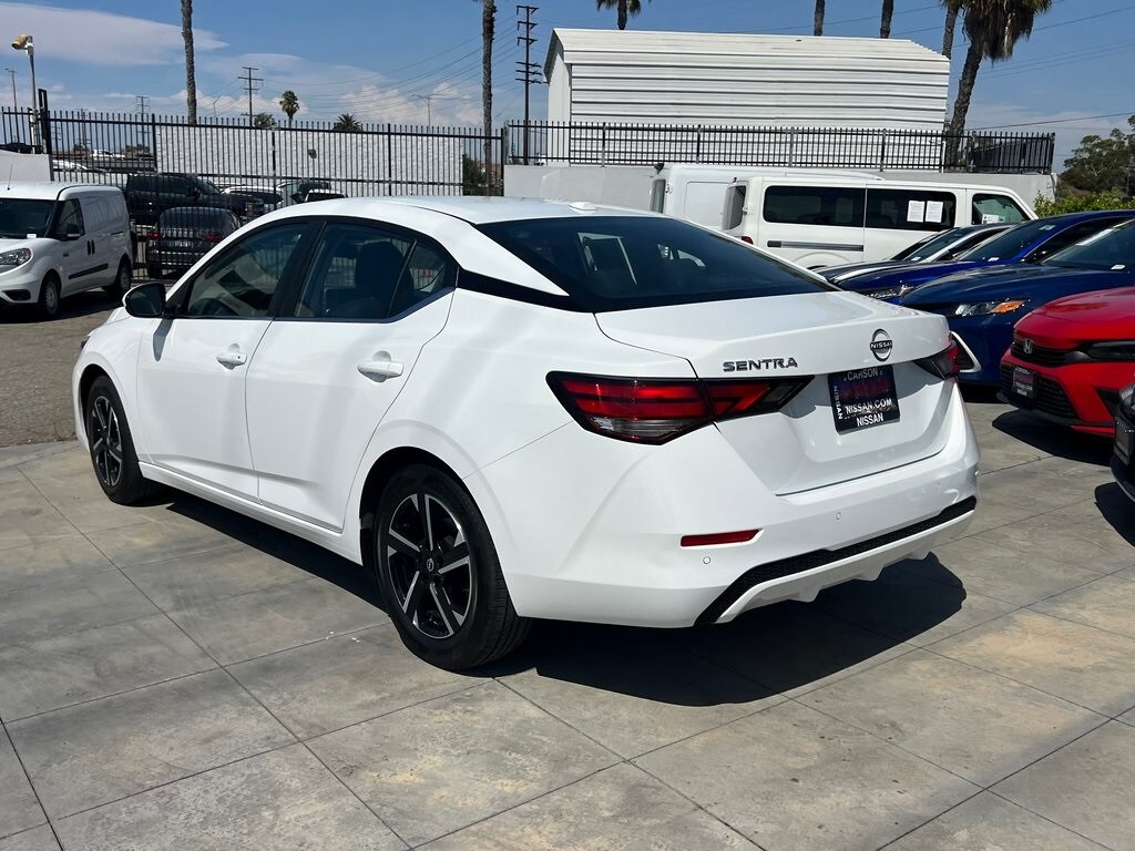 2024 Nissan Sentra SV photo 4