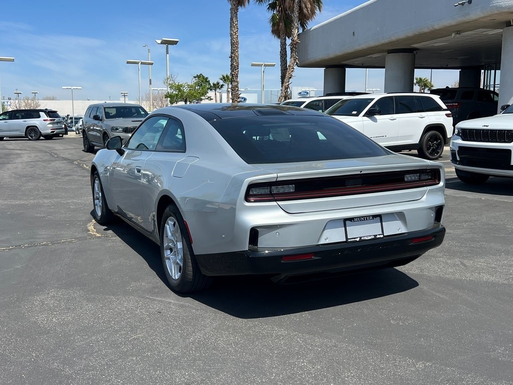 2025 Dodge Charger R/T AWD photo 4