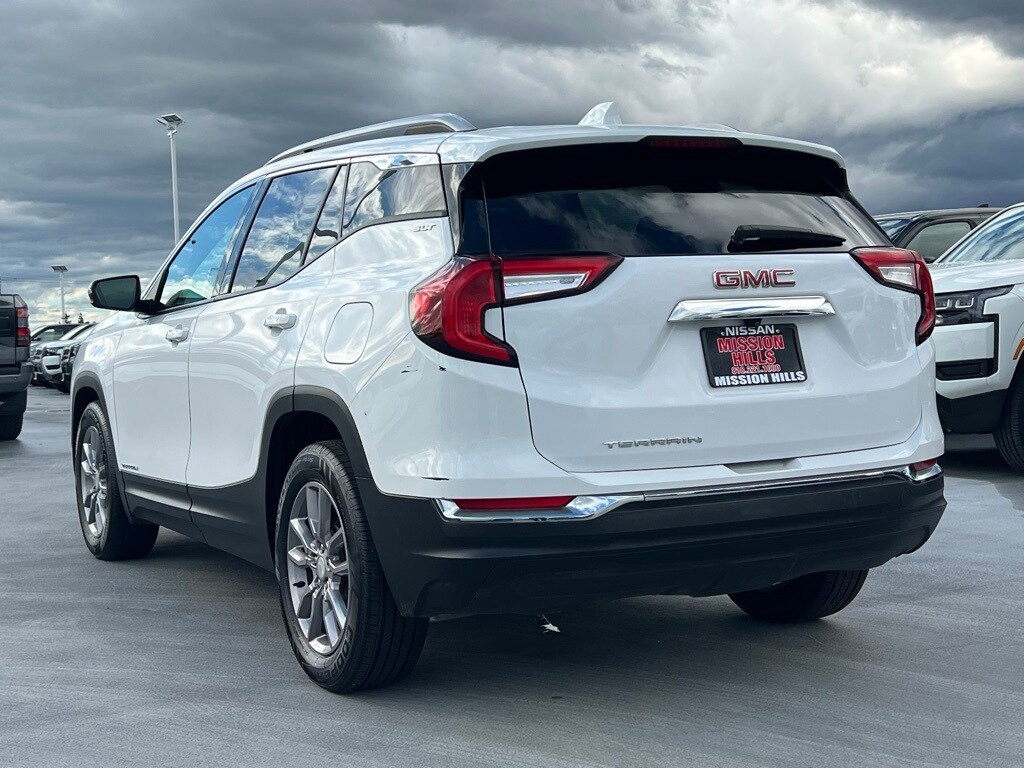 2024 Gmc Terrain SLT photo 4