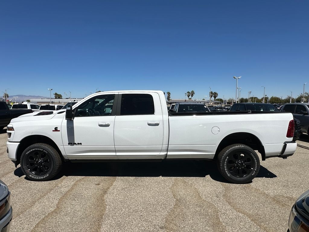 New 2026 Ram 2500 LARAMIE CREW CAB 4X4 8' BOX Pickup
